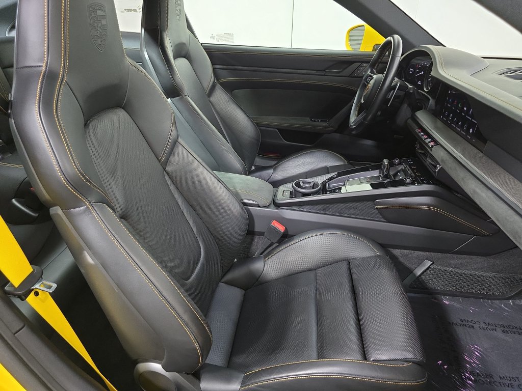 Certified 2023 Porsche 911 Carrera GTS RWD image 27