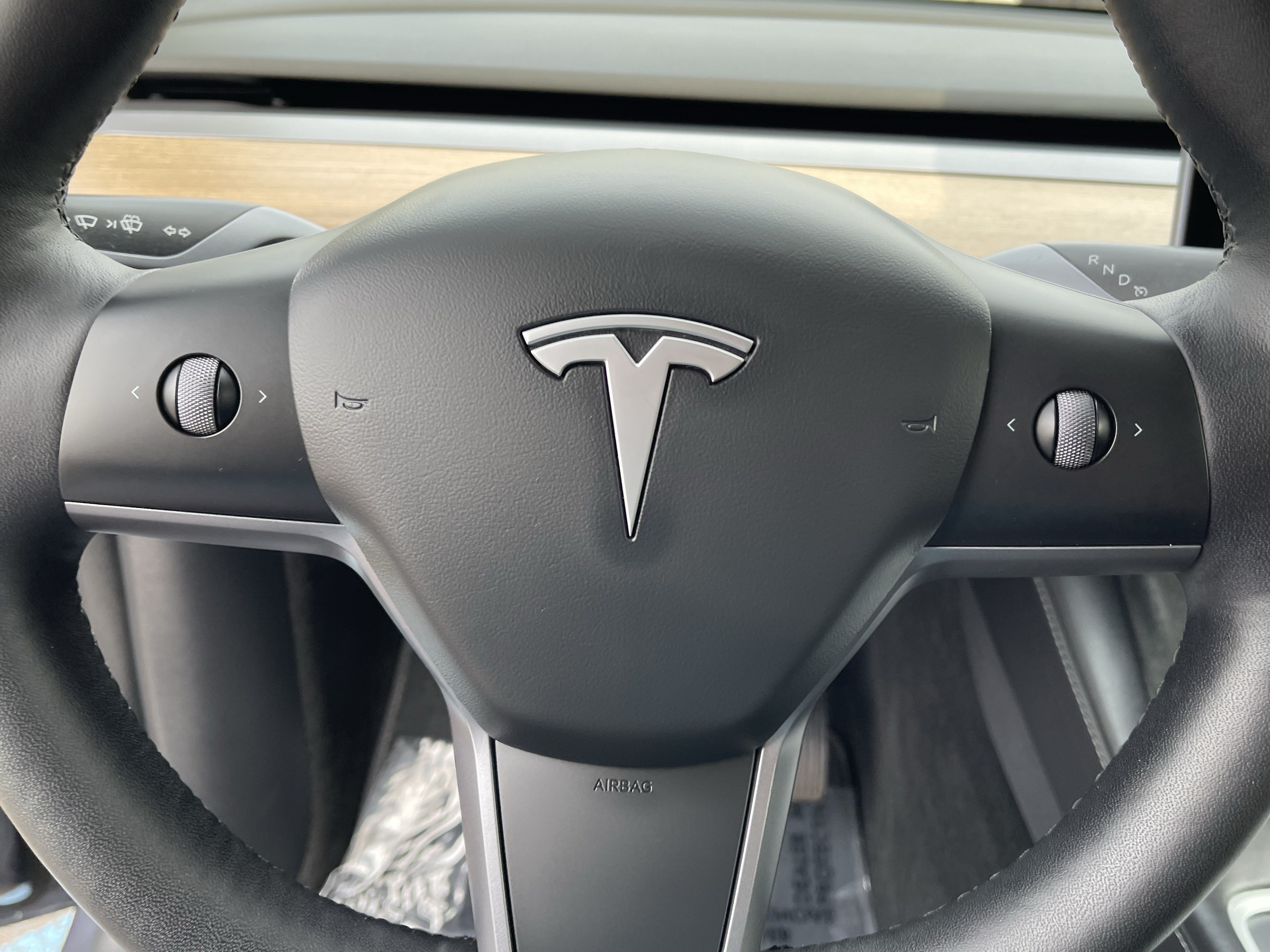 Used 2022 Tesla Model Y Long Range AWD/4WD image 23