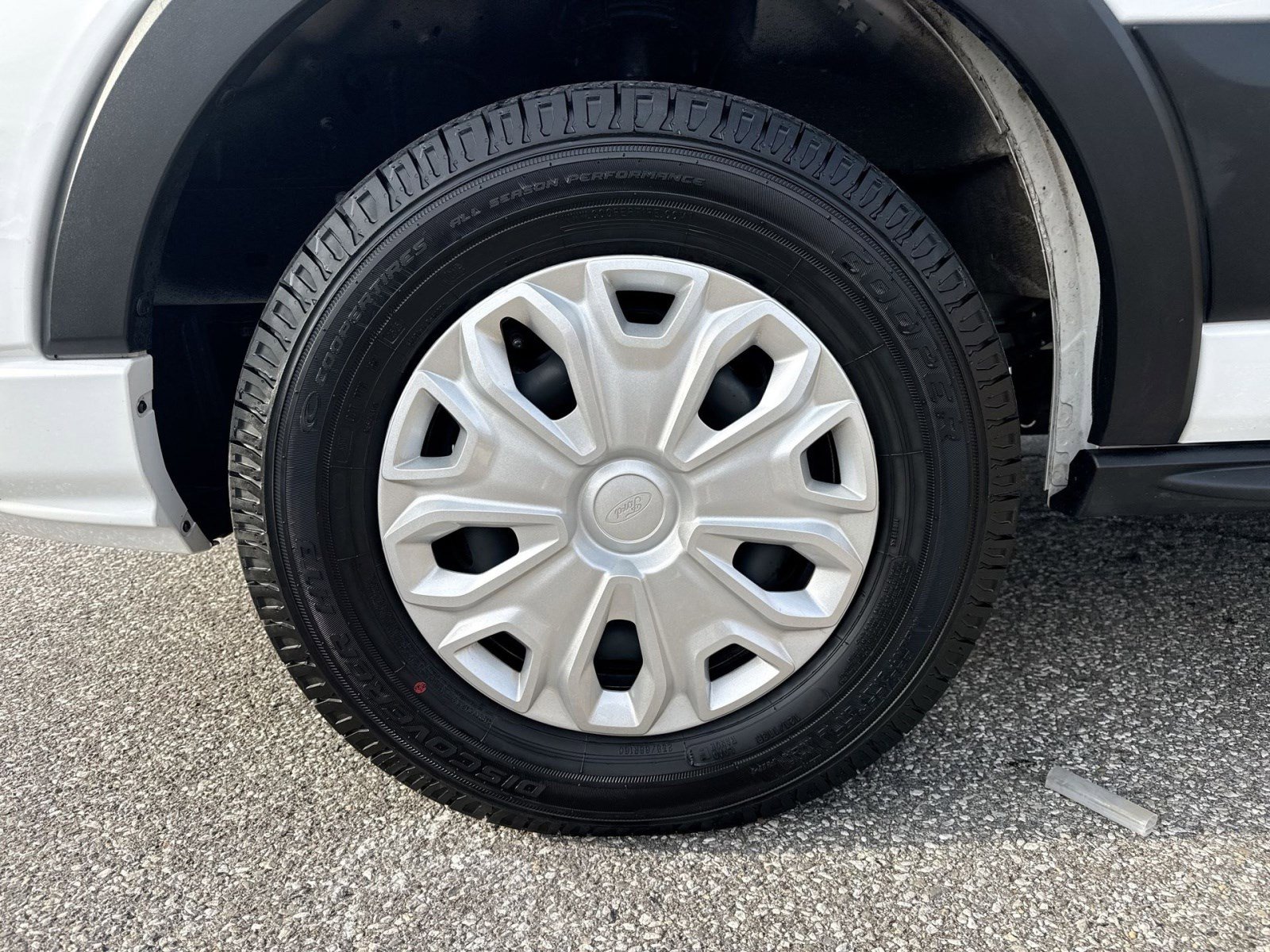 Used 2024 Ford Transit 350 XLT image 12