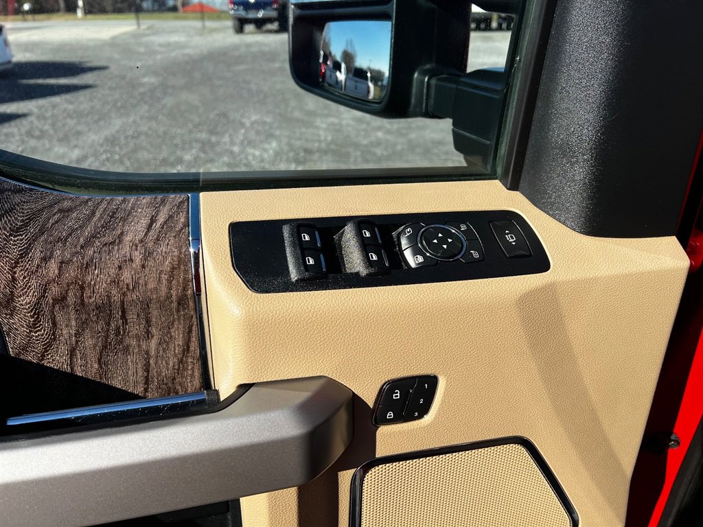 Used 2019 Ford F350 Lariat w/ Lariat Ultimate Package image 27