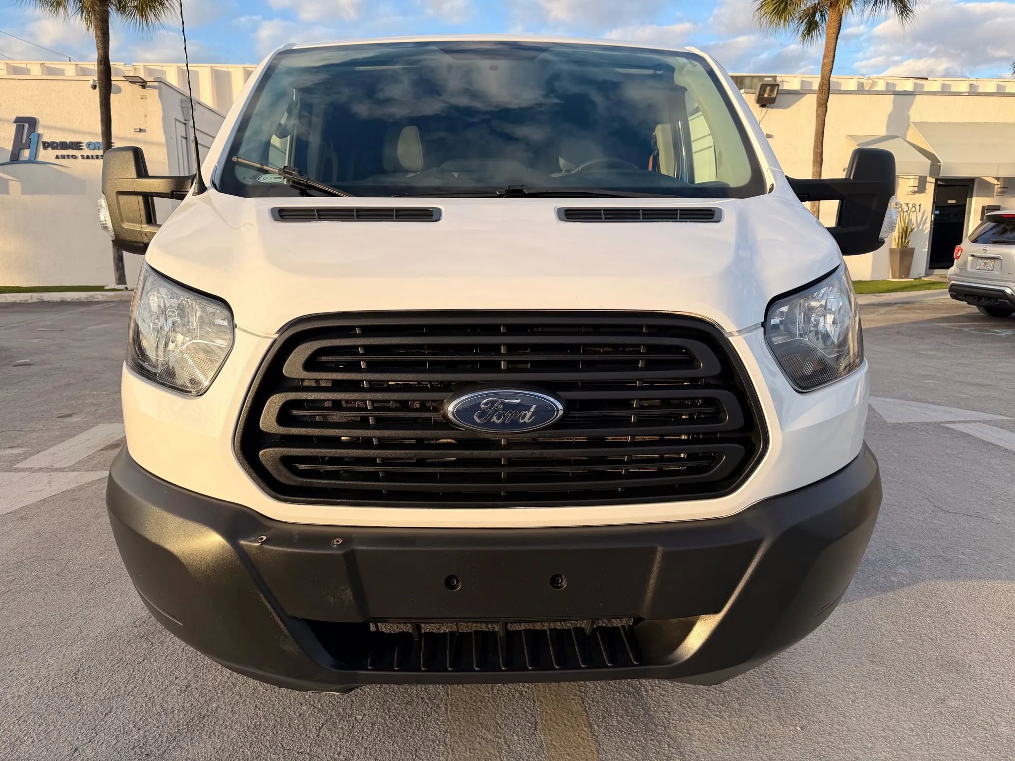 Used 2019 Ford Transit 250 130 Low Roof image 2