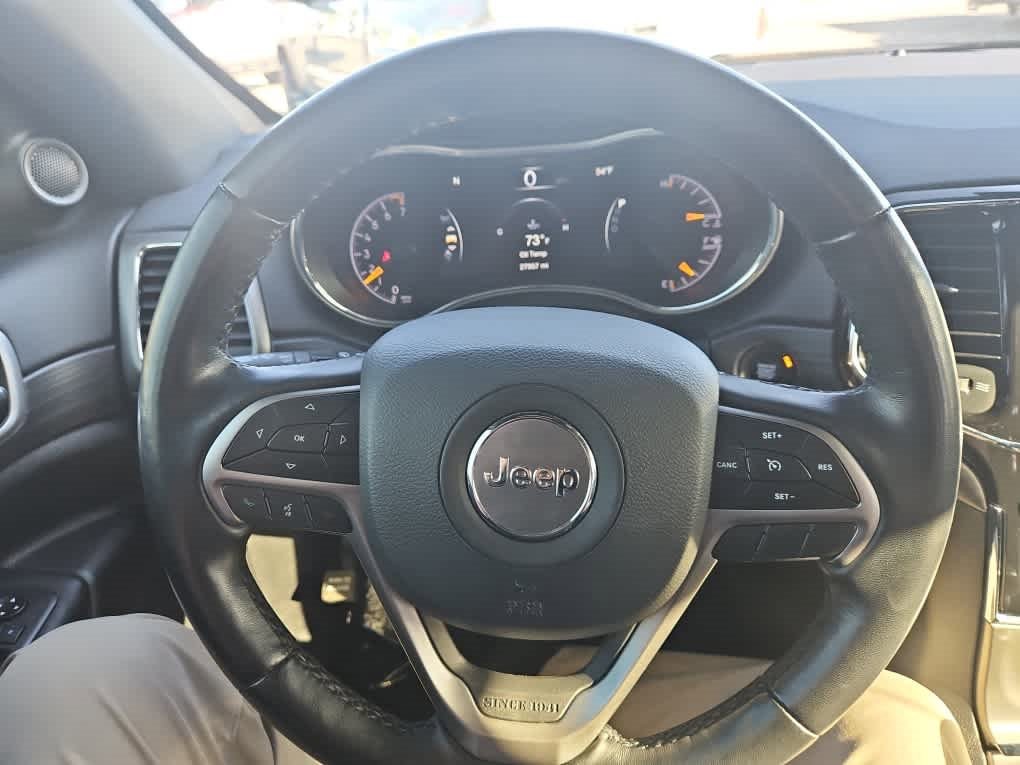 Used 2021 Jeep Grand Cherokee Laredo X image 15