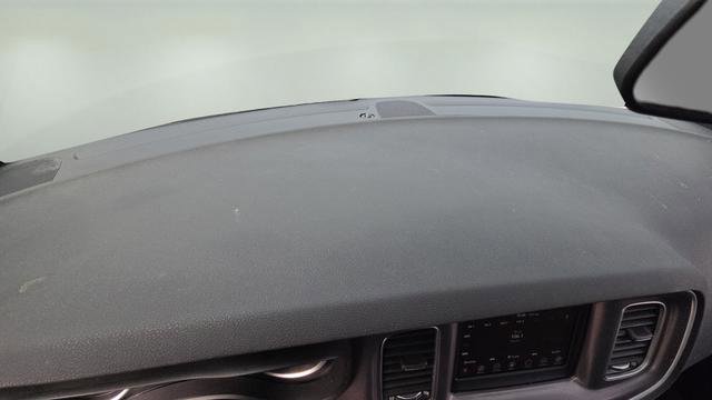 Used 2020 Dodge Charger SXT image 10