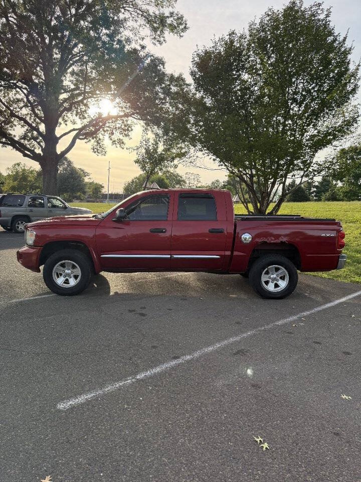 Used 2008 Dodge Dakota Laramie w/ Mopar Chrome Edition Group AWD/4WD image 4