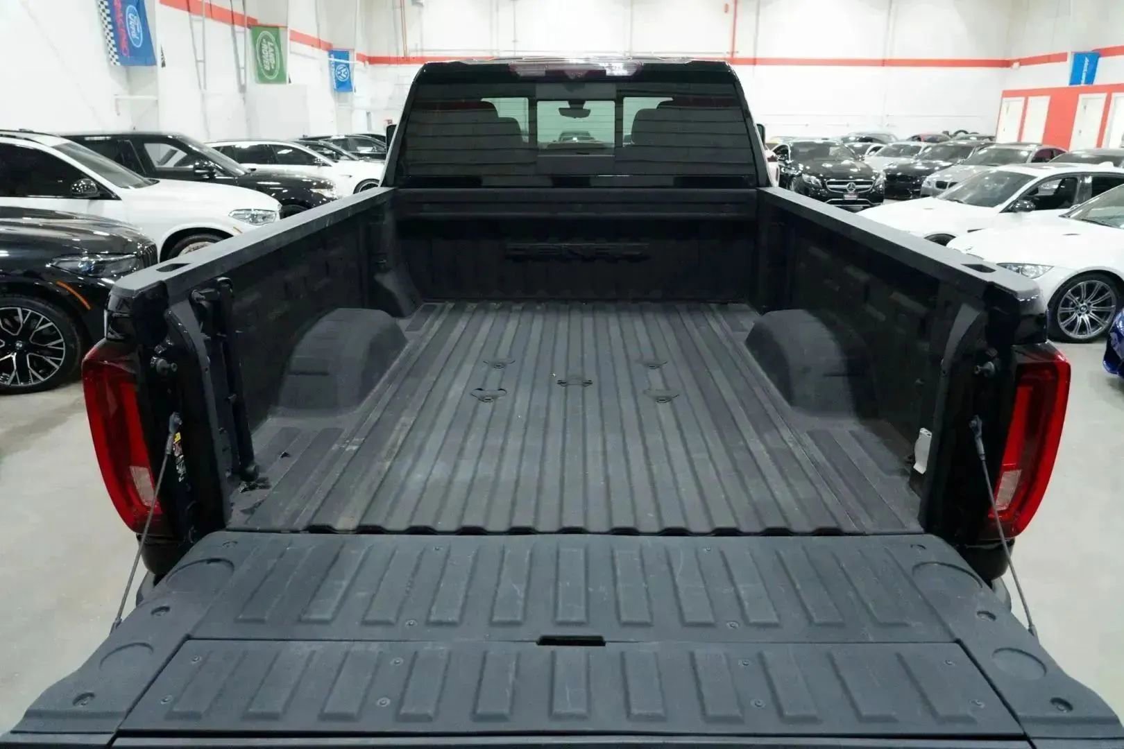 Used 2022 GMC Sierra 2500 Denali w/ Denali Ultimate Package image 20