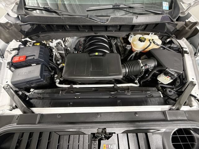 Used 2024 Chevrolet Silverado 1500 LTZ w/ LTZ Premium Package AWD/4WD image 32