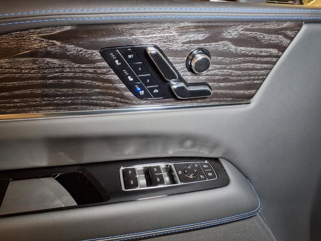 New 2025 Cadillac Escalade IQ Luxury 1 AWD/4WD image 14