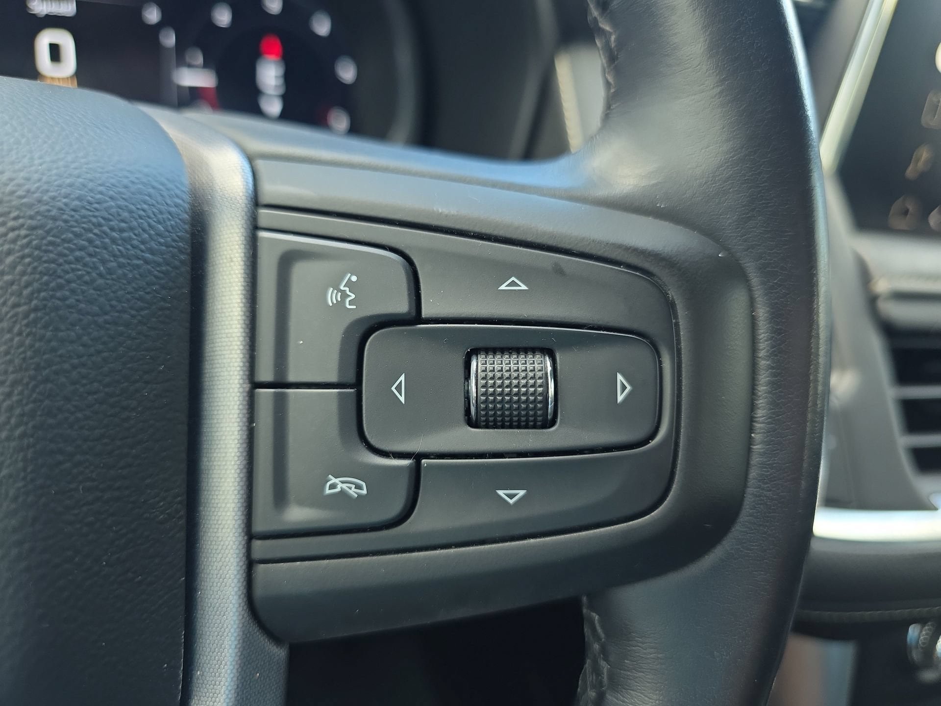 Used 2022 GMC Yukon SLT AWD/4WD image 21