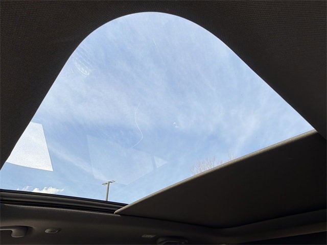 Used 2025 Jeep Grand Cherokee Summit image 12