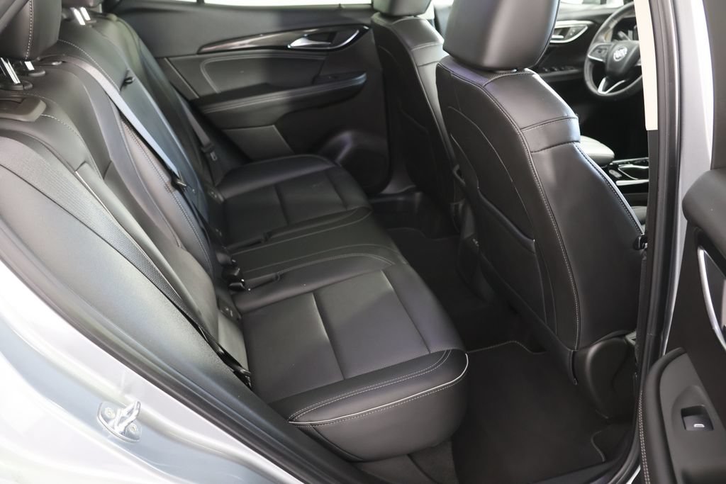 Used 2023 Buick Envision Essence AWD/4WD image 22