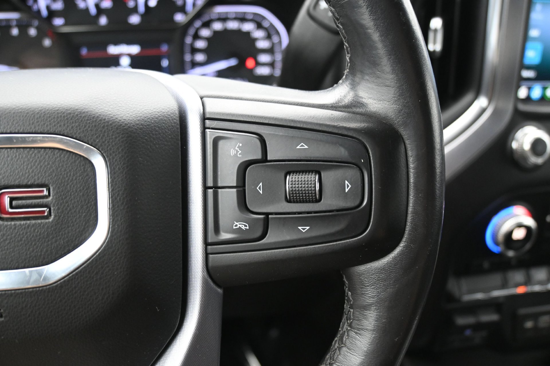 Used 2020 GMC Sierra 1500 Elevation w/ Elevation Value Package AWD/4WD image 20