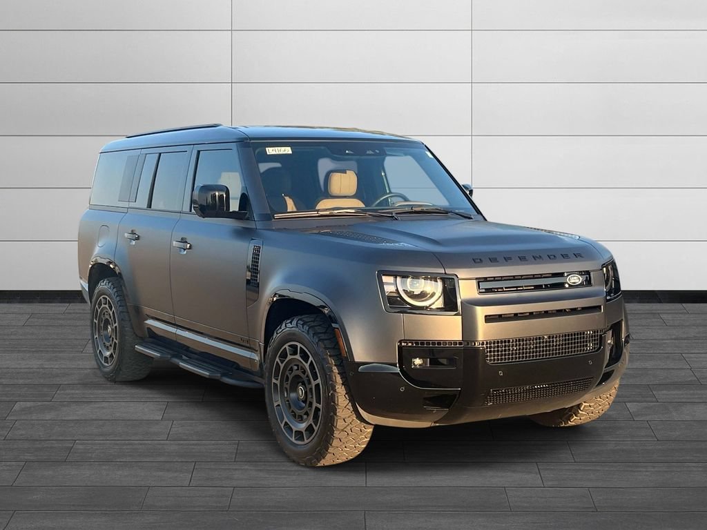 Used 2026 Land Rover Defender 130 V8 AWD/4WD image 7