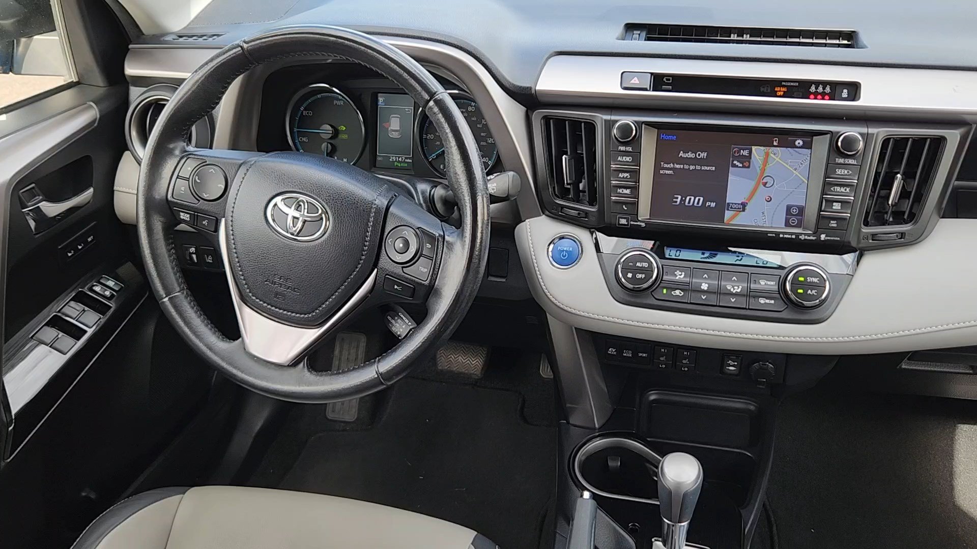 Used 2018 Toyota RAV4 Limited w/ Advanced Technology Package AWD/4WD image 5