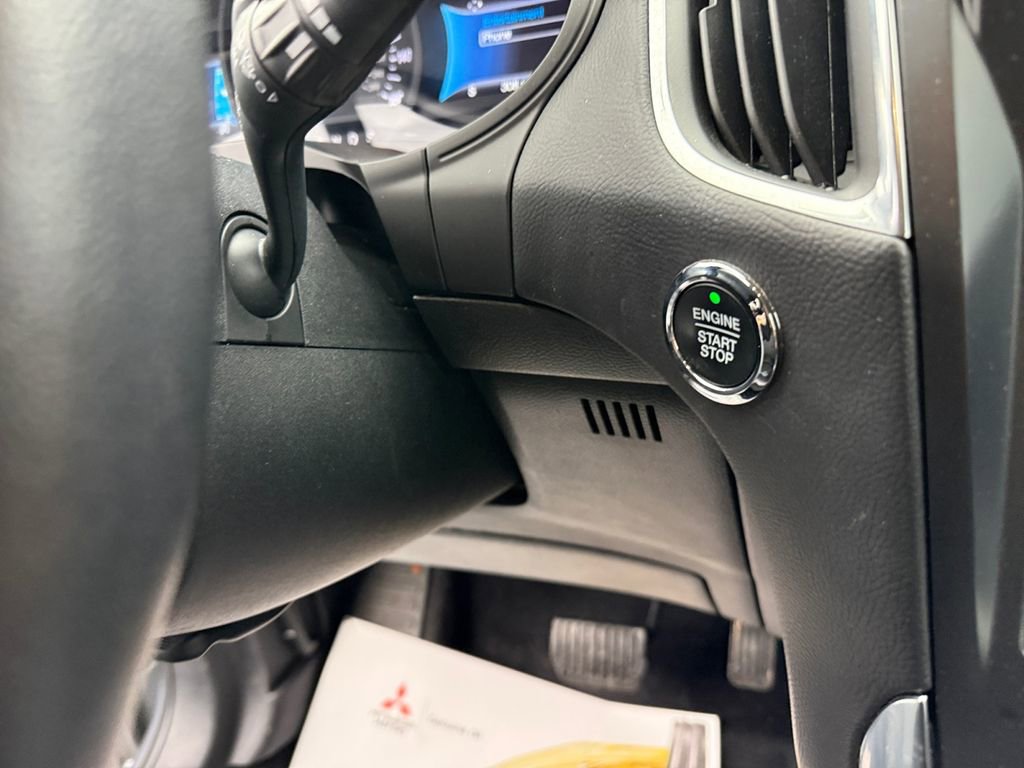 Used 2024 Ford Edge Titanium image 30