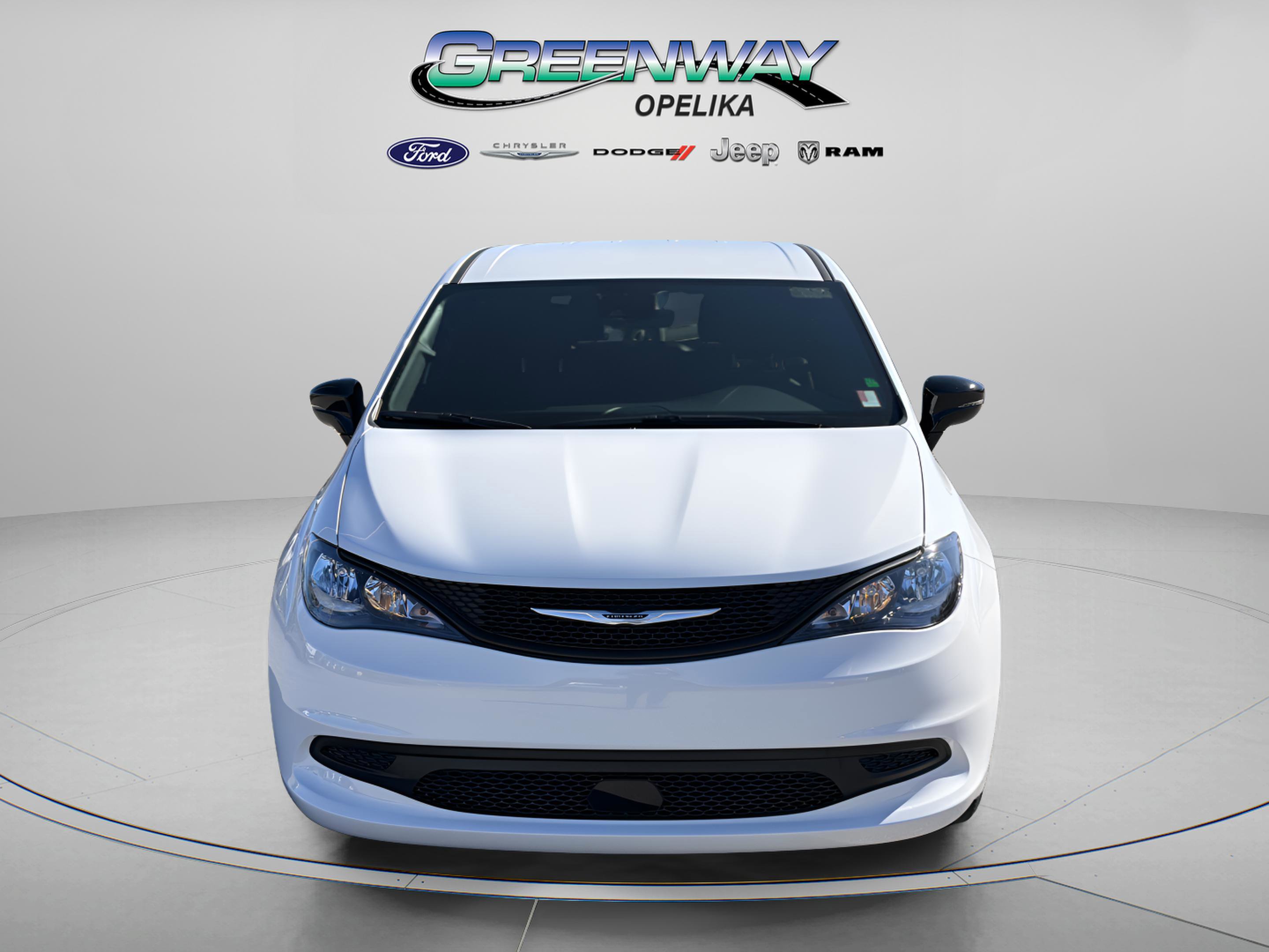 New 2026 Chrysler Voyager LX image 4