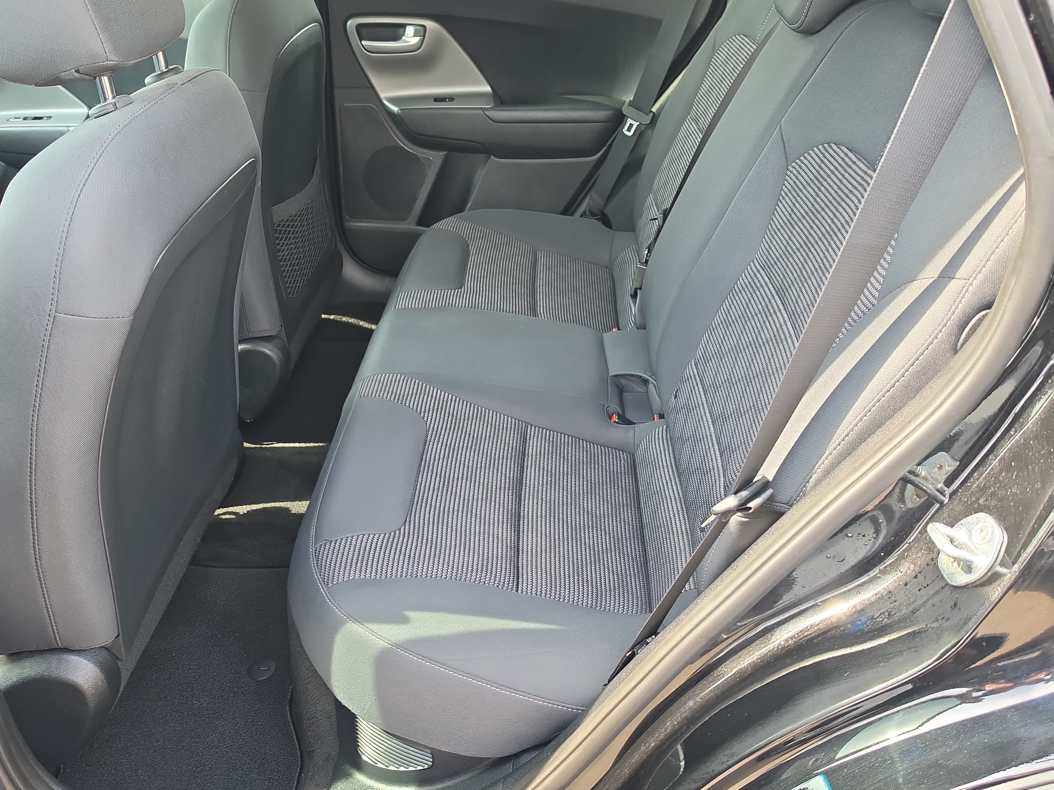 Certified 2022 Kia Niro LX FWD image 16