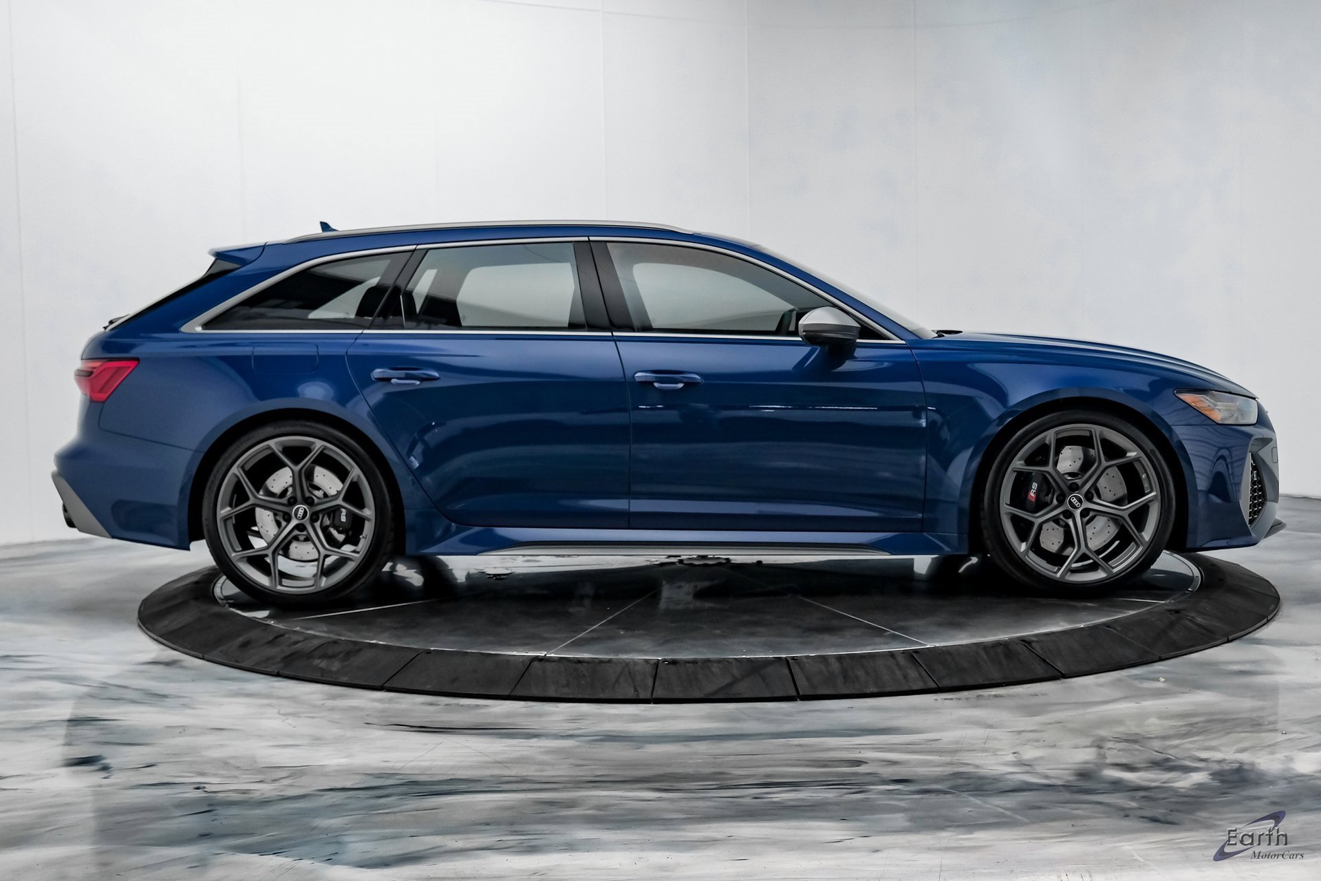 Used 2025 Audi RS 6 performance image 16