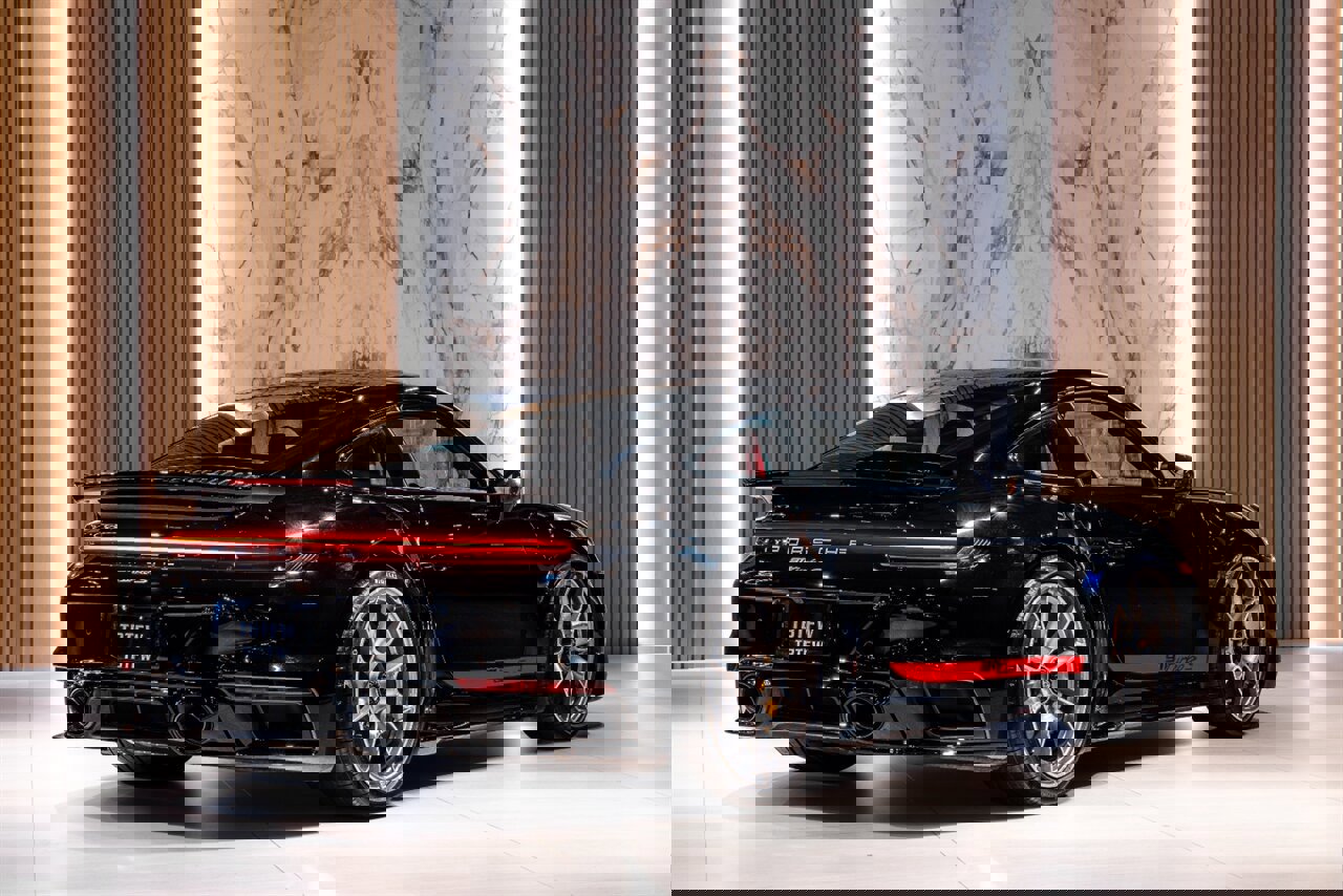 Used 2024 Porsche 911 Turbo S image 3