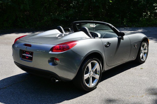 Used 2007 Pontiac Solstice Convertible w/ Premium Package RWD image 12