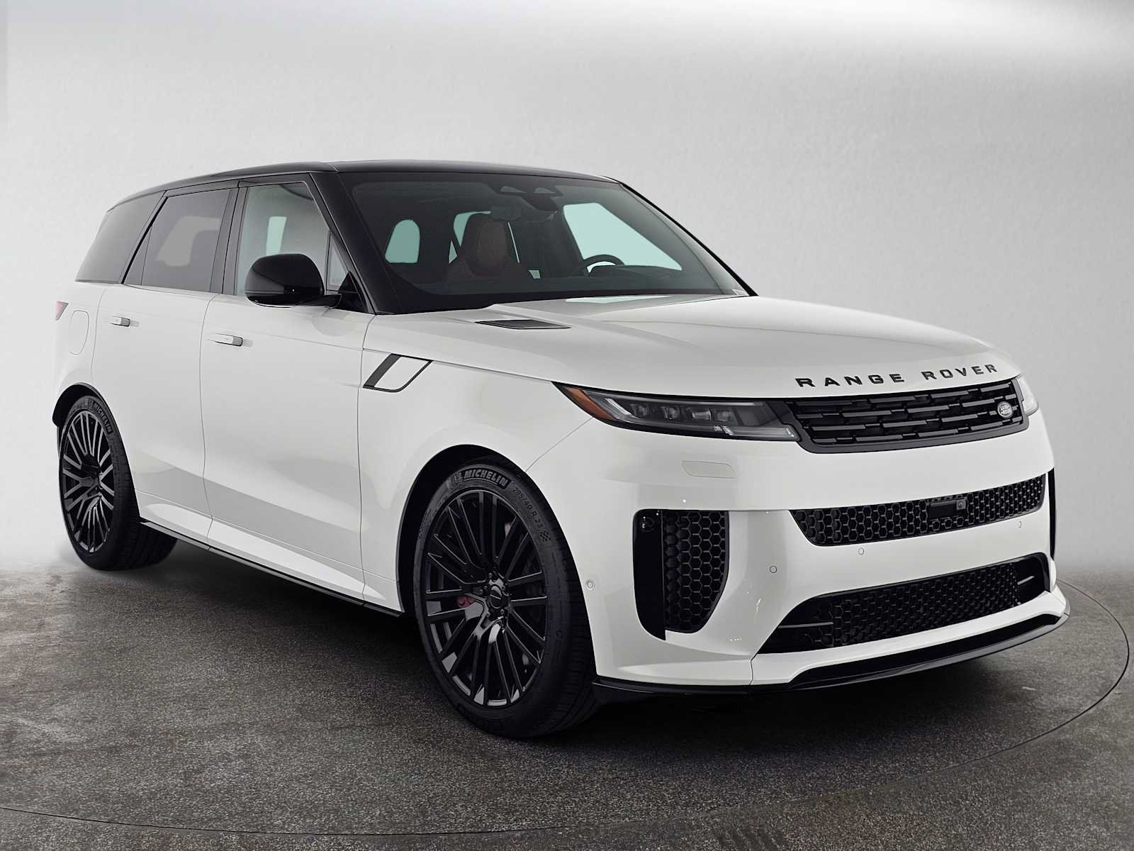 Used 2026 Land Rover Range Rover Sport SV AWD/4WD image 7
