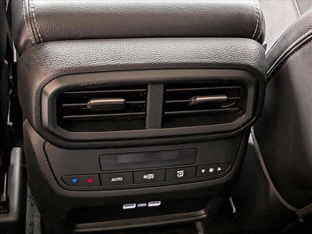 Certified 2023 Honda Pilot Touring image 17