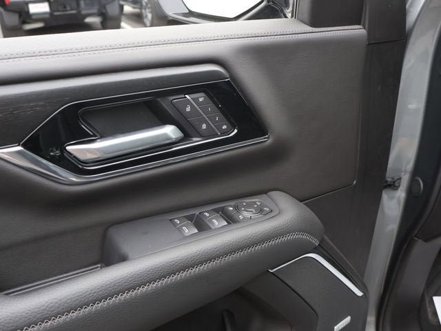 New 2026 GMC Yukon XL Denali w/ Sun & Power Step Package AWD/4WD image 18