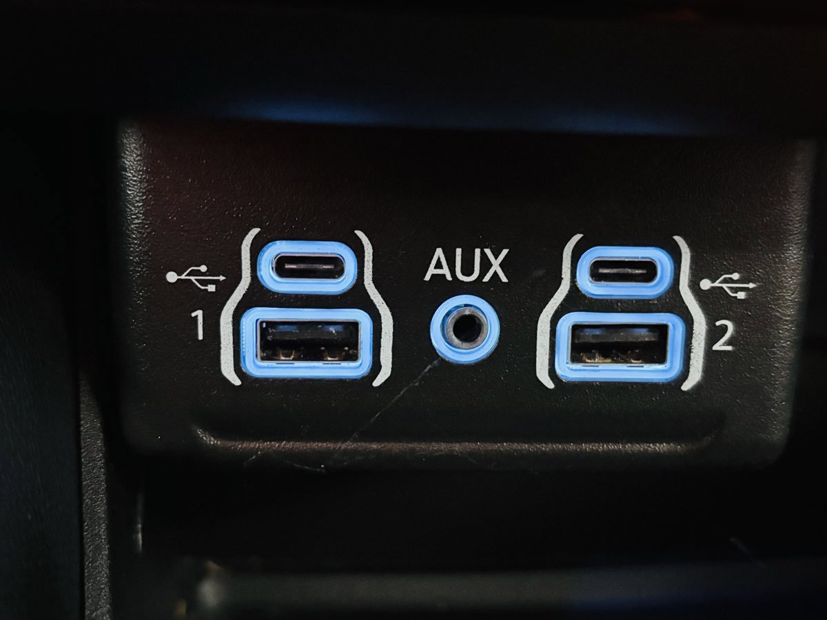 Used 2021 Dodge Durango R/T w/ Blacktop Package AWD/4WD image 52