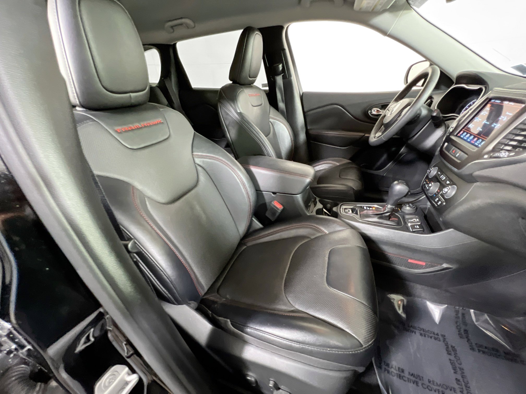 Used 2022 Jeep Cherokee Trailhawk w/ Premium Leather Package image 26