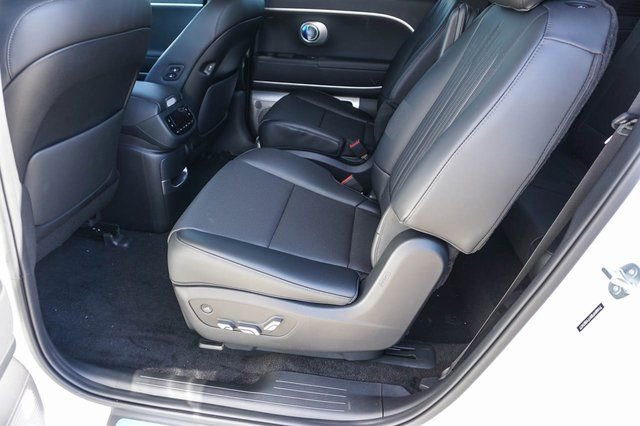 New 2026 Hyundai Ioniq 9 Calligraphy image 17