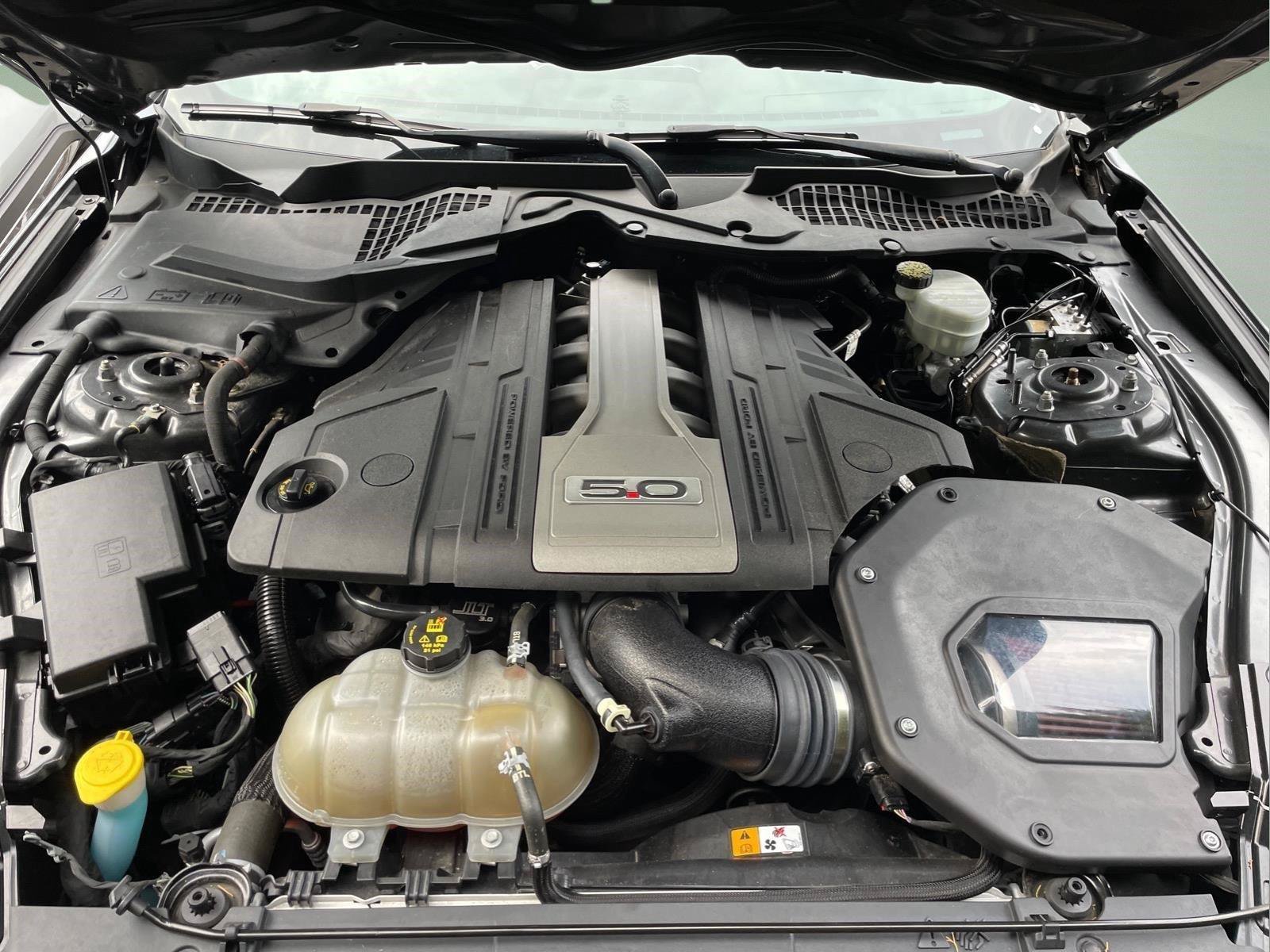 Used 2018 Ford Mustang GT Premium RWD image 29