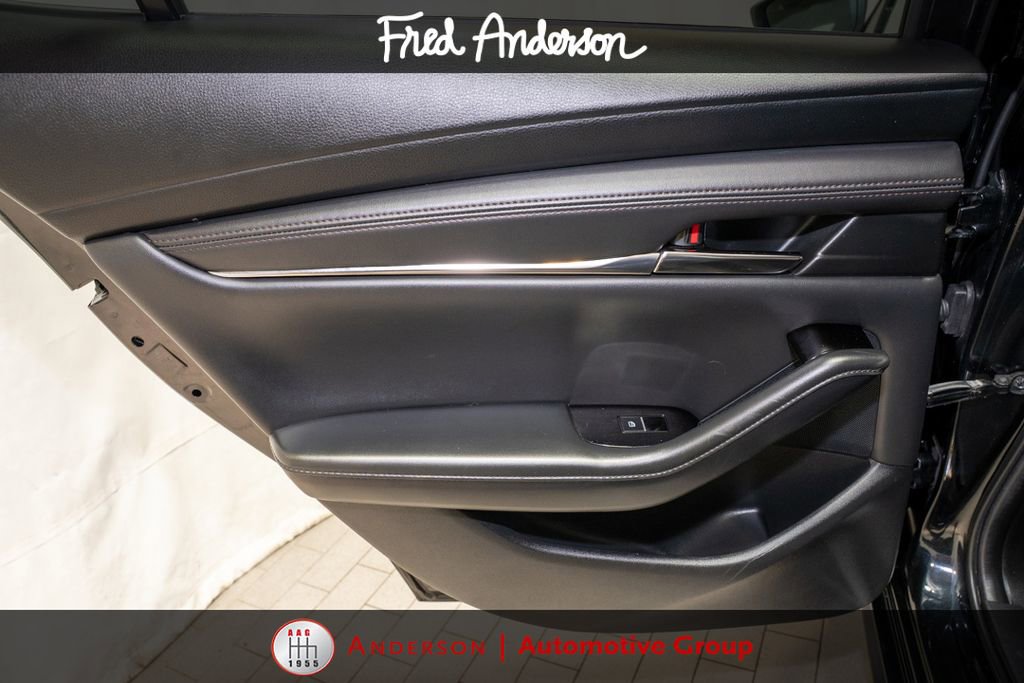 Used 2024 MAZDA MAZDA3 s FWD image 9