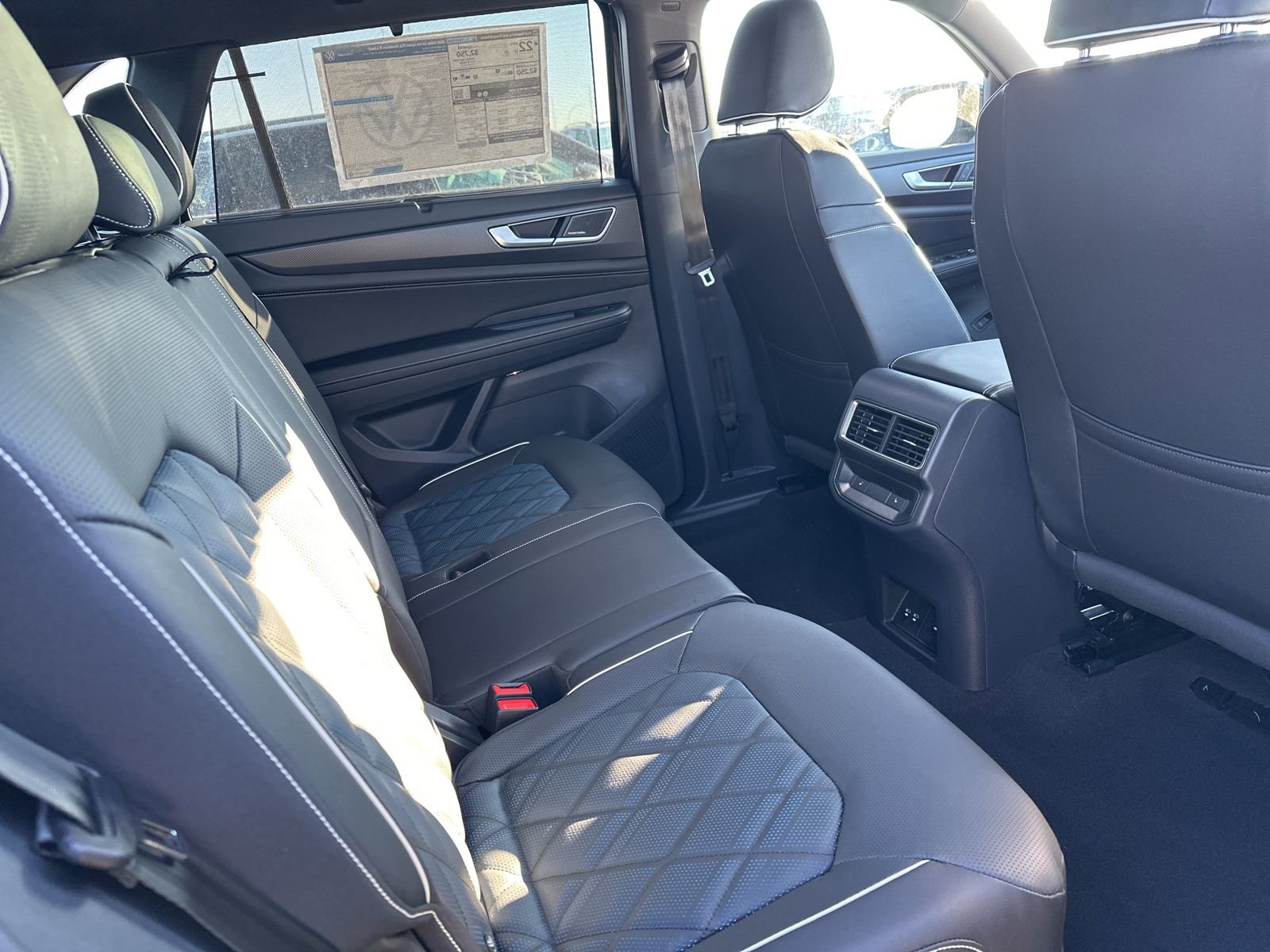 New 2026 Volkswagen Atlas Cross Sport SEL Premium R-Line image 24