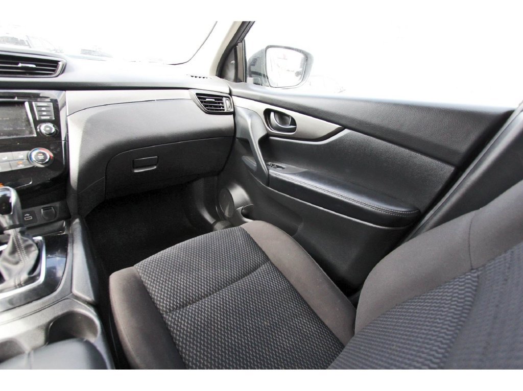 Used 2021 Nissan Rogue Sport S FWD image 11