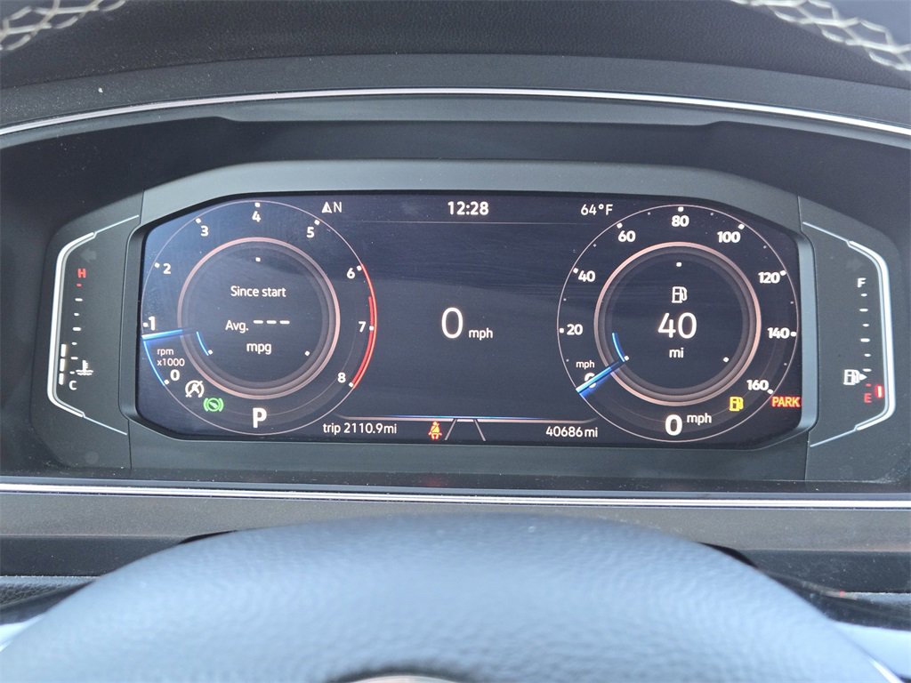 Used 2021 Volkswagen Tiguan SEL w/ 3-Row Tiguan MDO Package image 17