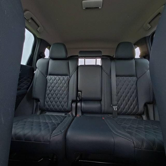 Used 2023 Mitsubishi Outlander SEL AWD/4WD image 37