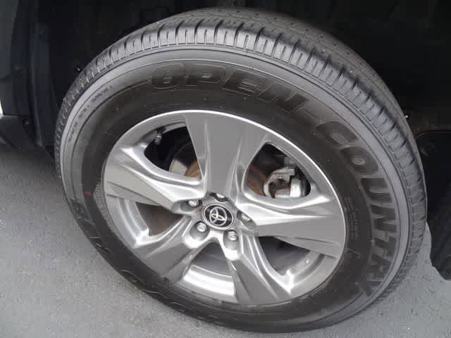Certified 2024 Toyota RAV4 XLE FWD image 16
