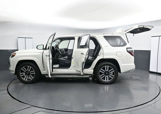 Used 2017 Toyota 4Runner Limited image 38