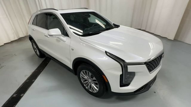 Certified 2024 Cadillac XT4 Premium Luxury w/ Cold Weather Package AWD/4WD image 2