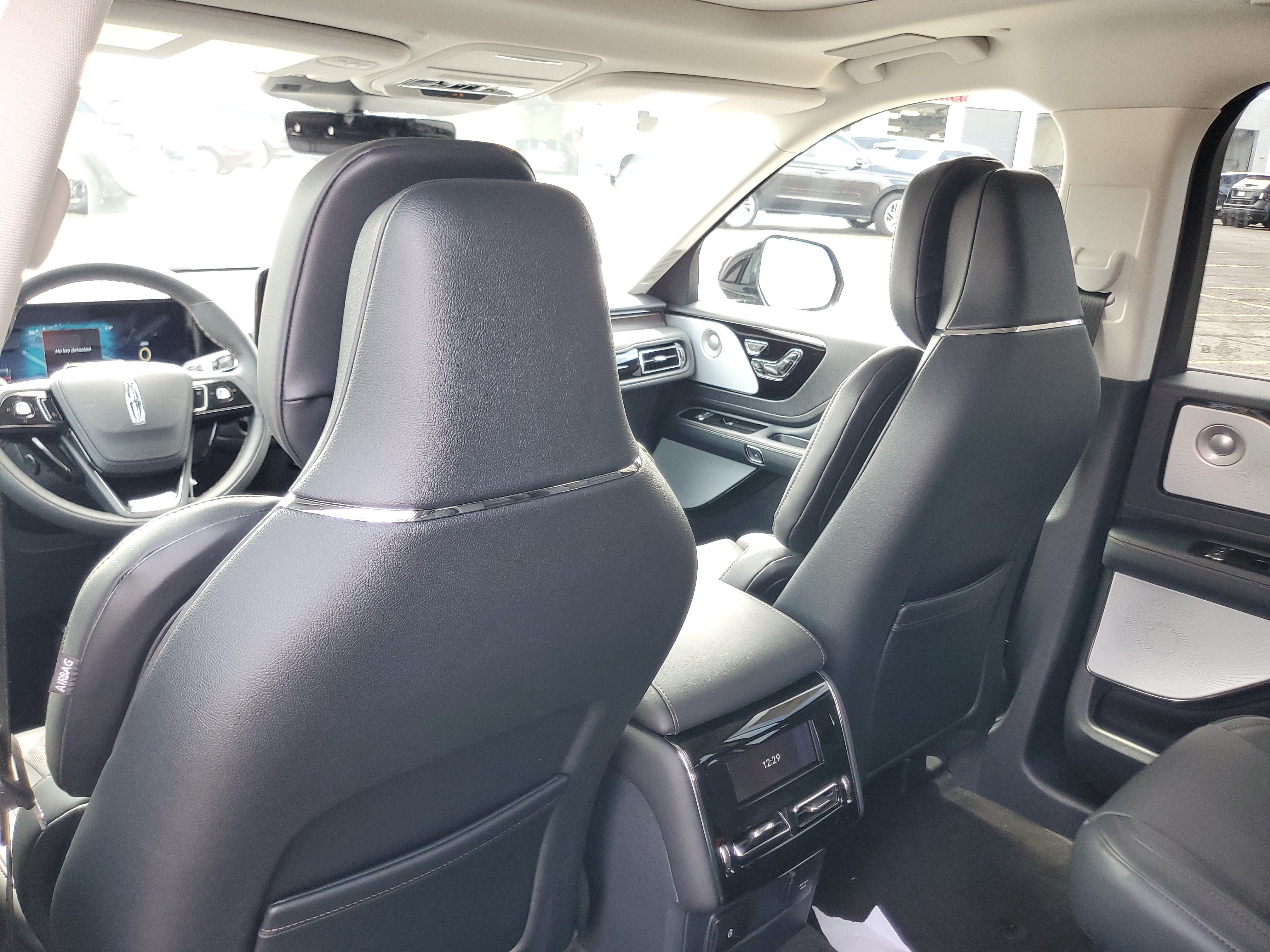 New 2026 Lincoln Aviator Reserve AWD/4WD image 25