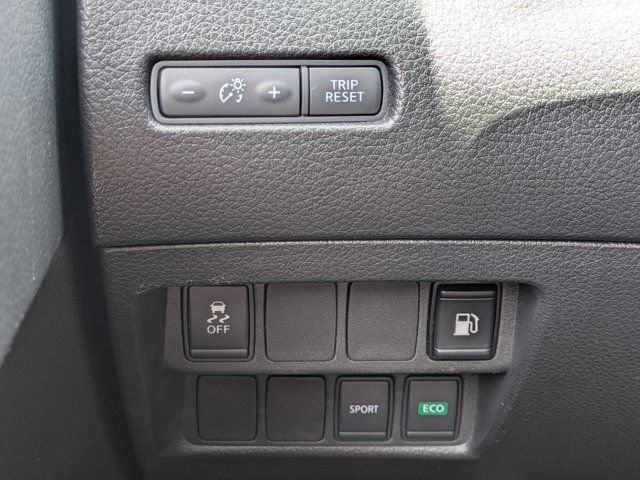 Used 2018 Nissan Rogue S FWD image 21
