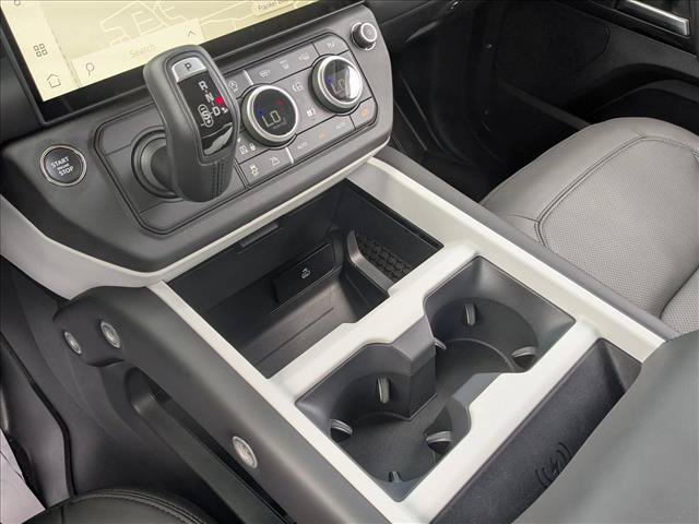 Used 2026 Land Rover Defender 110 S AWD/4WD image 15