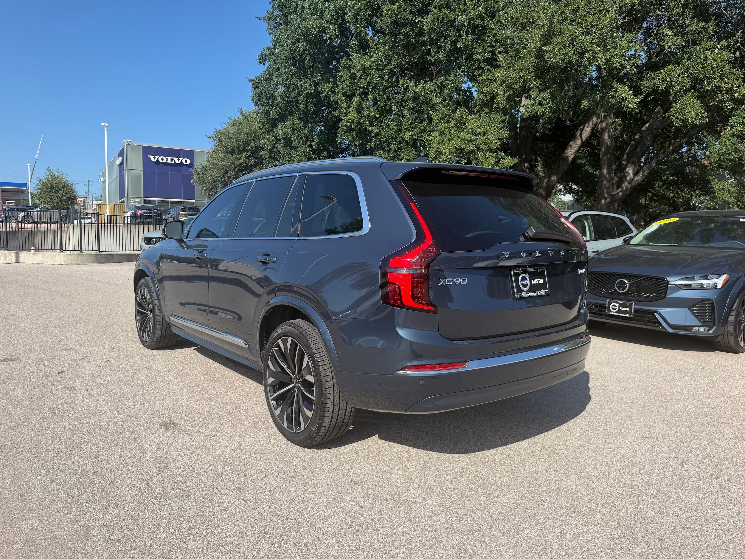 New 2026 Volvo XC90 T8 Ultra AWD/4WD image 4