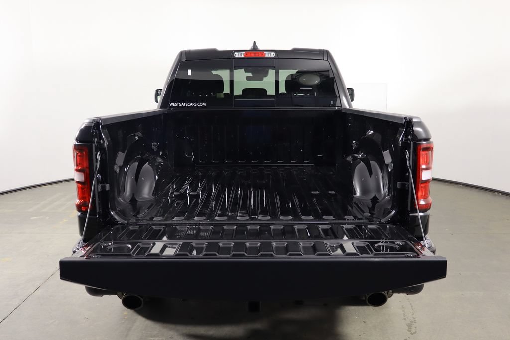 New 2026 RAM 1500 Express AWD/4WD image 15