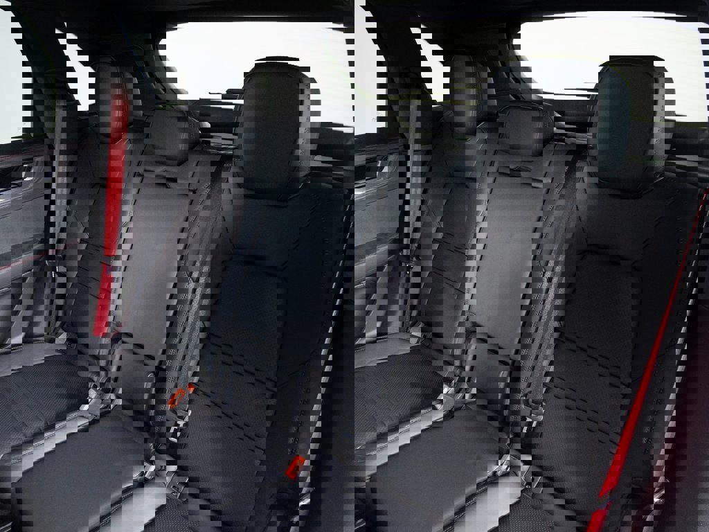 New 2026 Porsche Cayenne GTS image 36