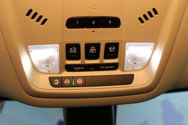 Used 2022 Buick Enclave Avenir w/ Avenir Technology Package AWD/4WD image 30