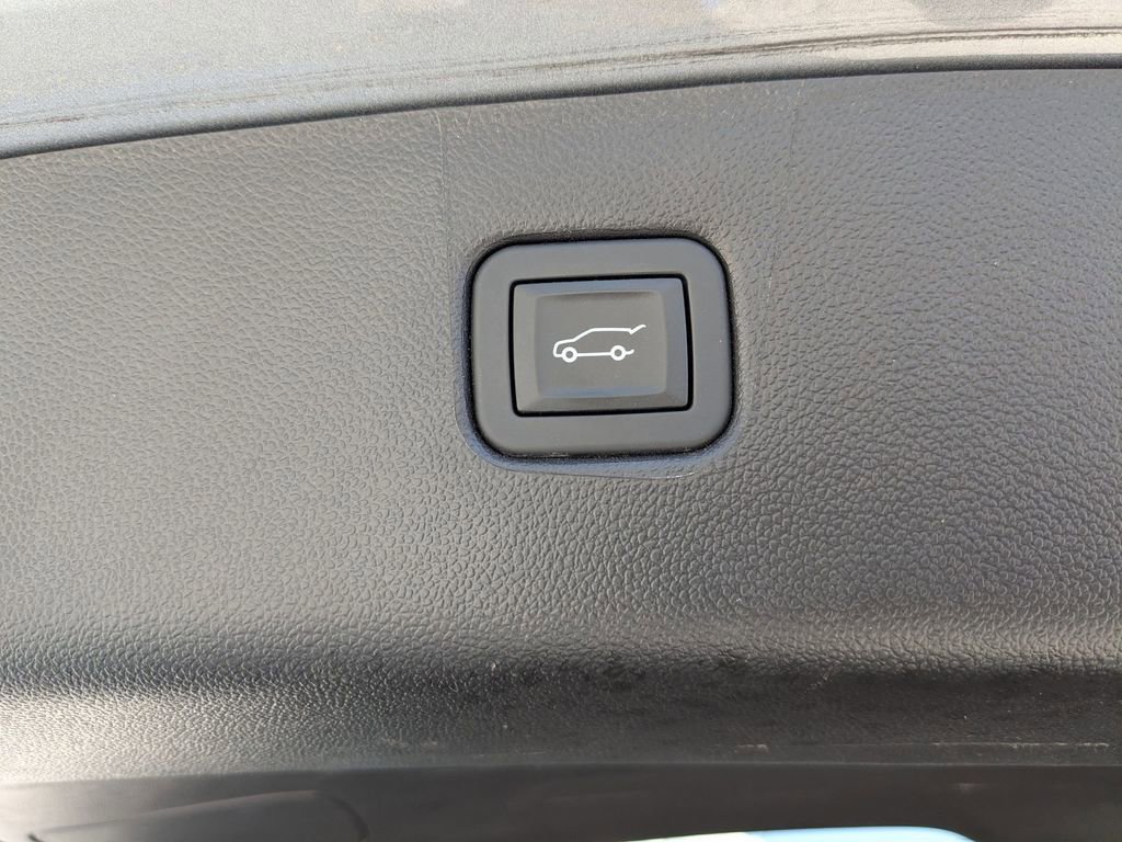 Used 2025 Chevrolet Blazer RS FWD image 28
