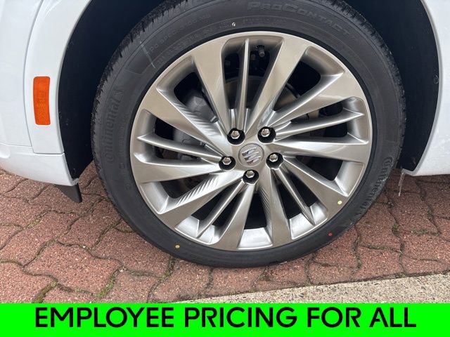 New 2026 Buick Envision Avenir image 4