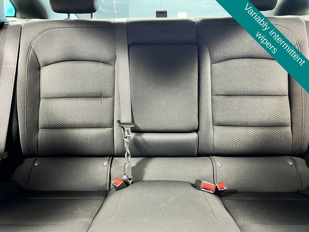 Used 2025 Chevrolet Malibu LT FWD image 16