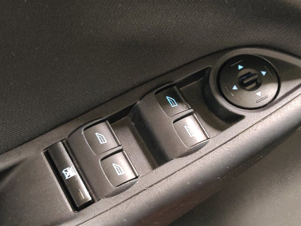 Used 2018 Ford Focus SE image 27