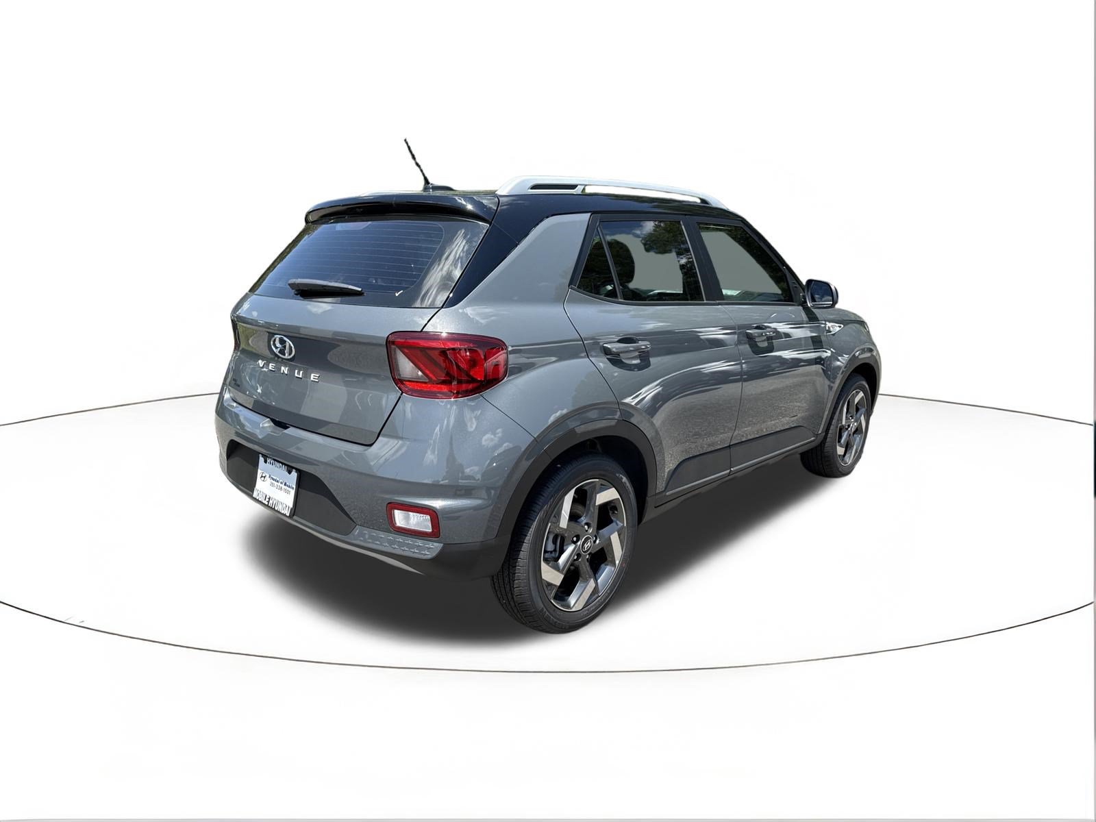 New 2026 Hyundai Venue SEL FWD image 3